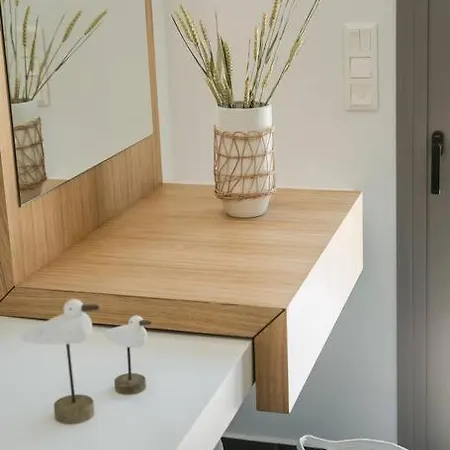 Amarylis - Ionian Treasure Willa *