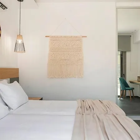 Amarylis - Ionian Treasure Pesadha